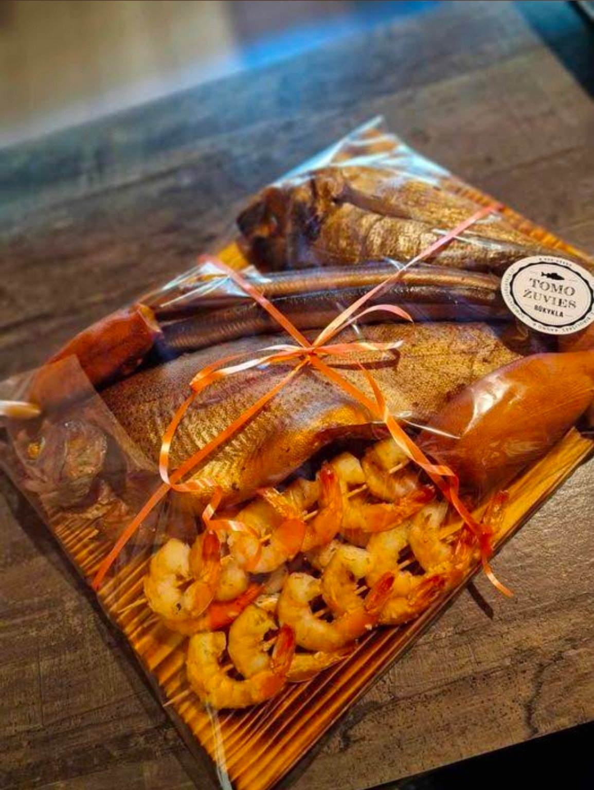 Smoked fish platter from Tomo žuvies rūkykla
